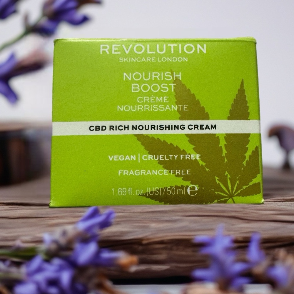 Revolution Vegan & Cruelty-Free Hydrating Face Cream – 50ml - Picture 1 of 6